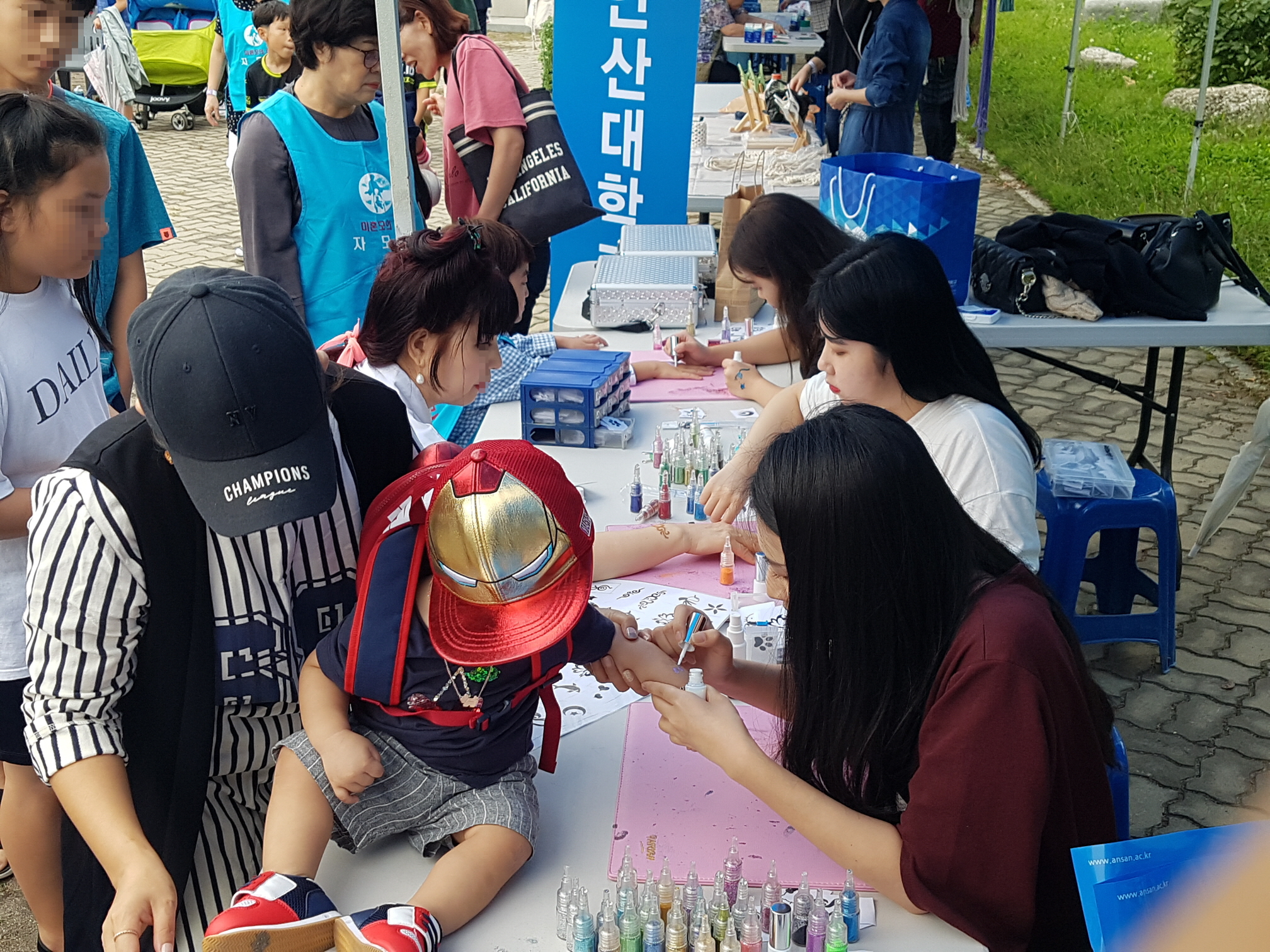 일동 정감 축제 체험부스 운영 현장