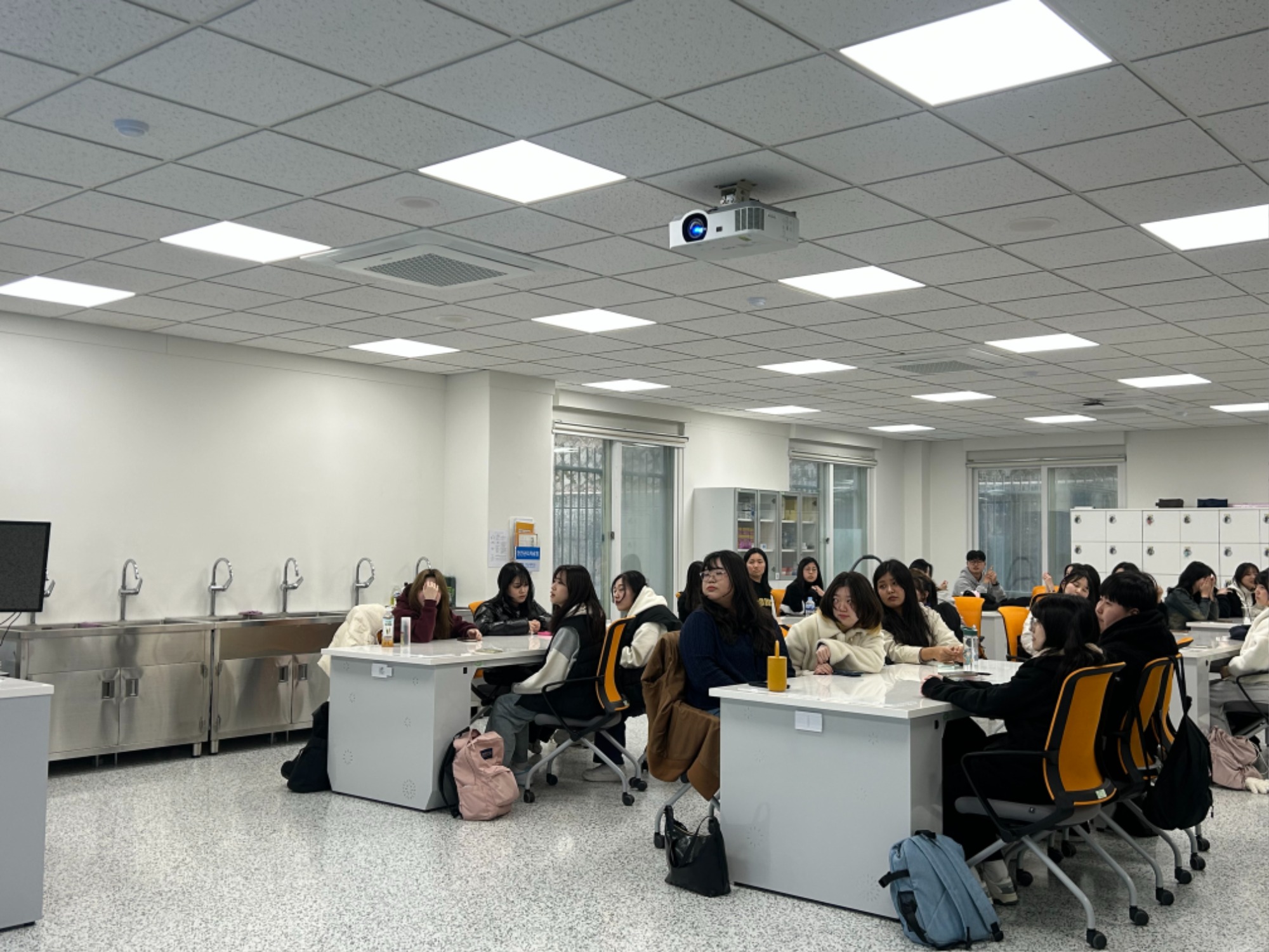 KakaoTalk_20250311_163428178_04.jpg