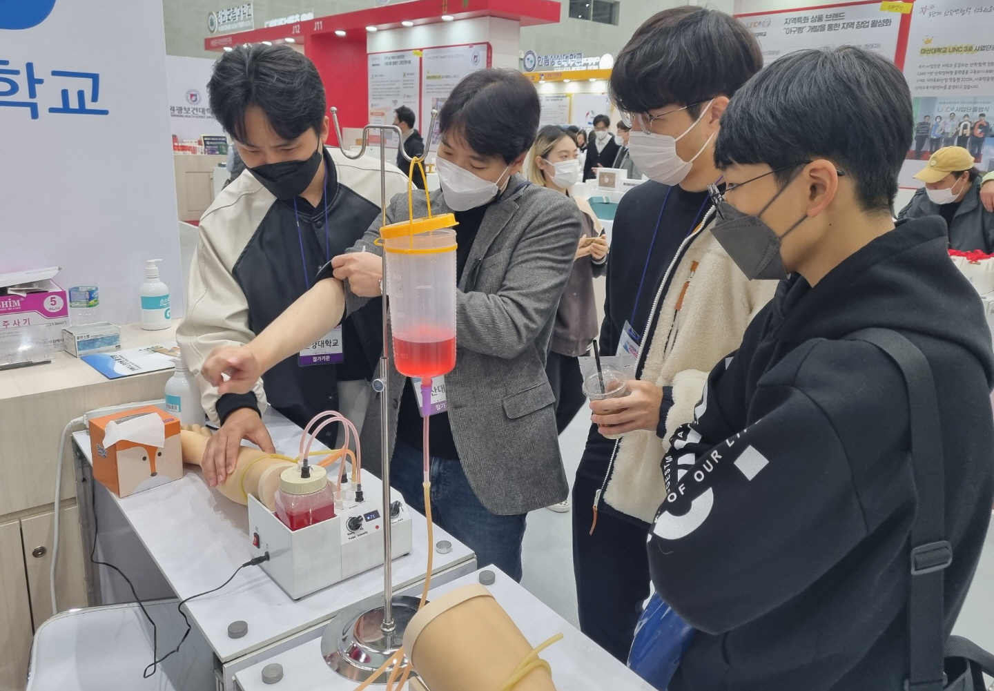 141_221104_안산대학교, 2022 산학협력 EXPO 사진 (2).jpg