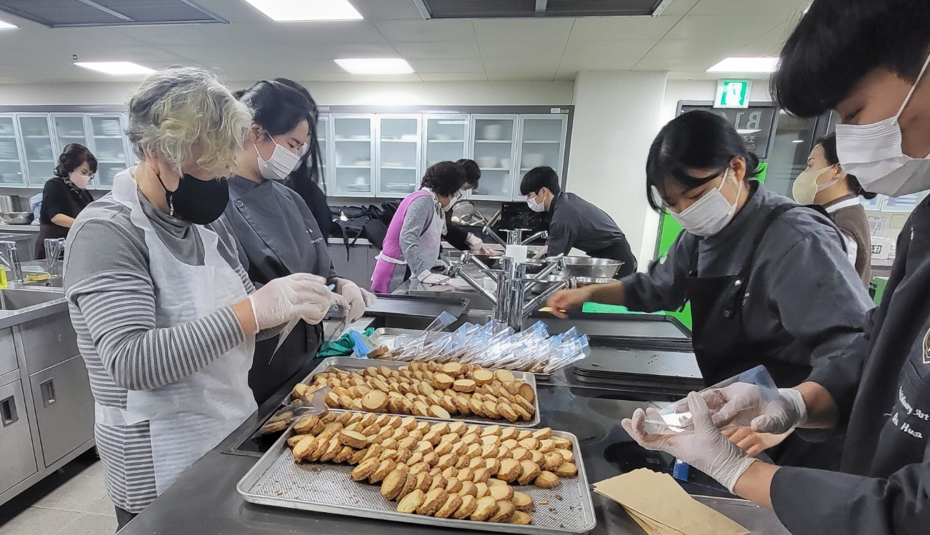 195_221221_안산대학교 식품영양조리학부 사진 (1).jpg