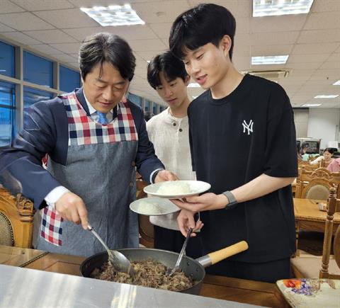 안산대학교, 기숙사생을 위한 기말고사 이벤트 ‘헤세드의 밥상’ 실시