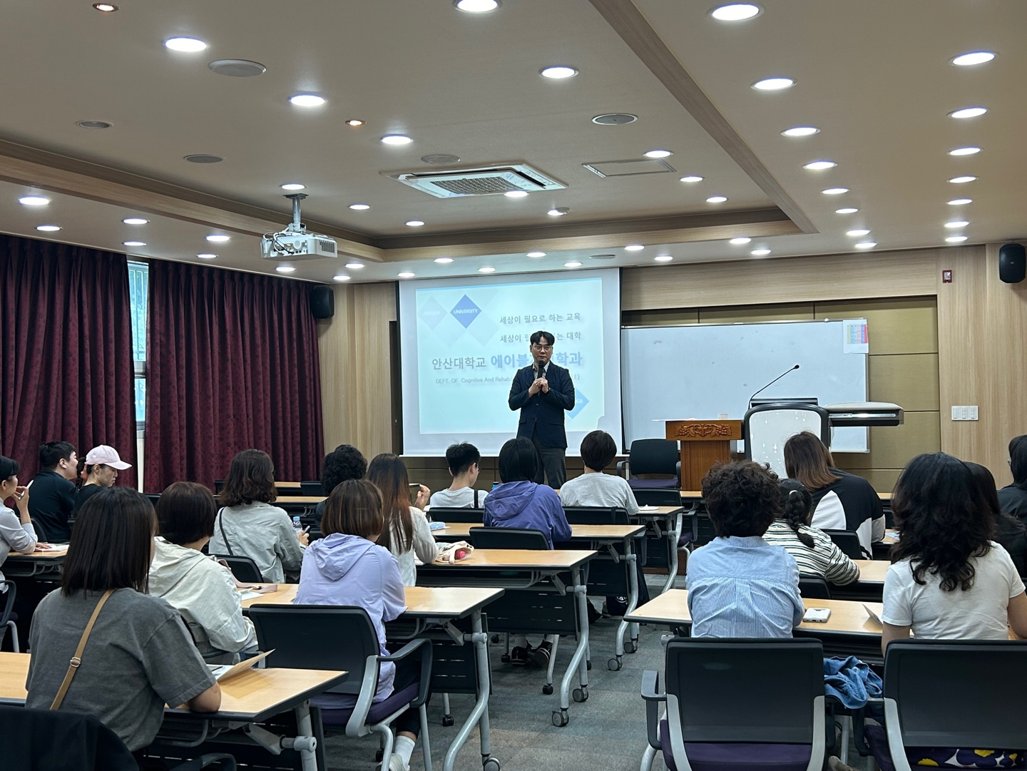 113_240604_안산대학교 에이블자립학과 Hi-Univ 진로체험 프로그램 실시 (1).jpg
