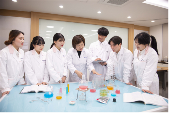 369_241209_안산대학교 식품영양학과, 제46회 위생사 국가고시 10명 합격.jpg