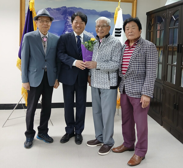 106_250521_안산원로회 스승의 날 기념 안산대학교 방문.jpg