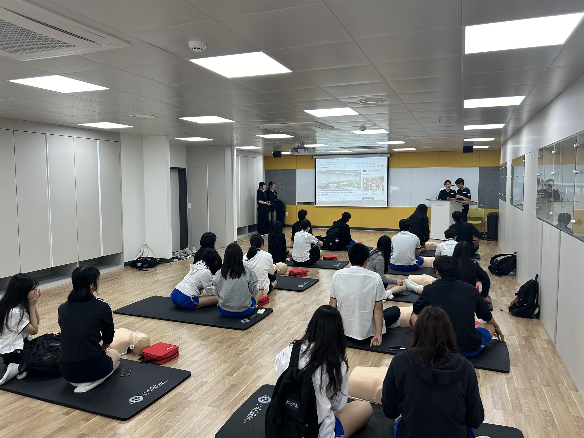116_250522_안산대학교 응급구조학과 단원고등학교 학생 대상 학과체험 프로그램 진행2.jpg