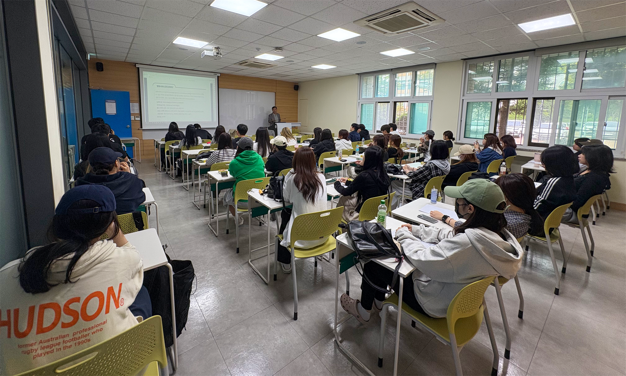 421_251029_안산대학교 보건의료정보학과 병원코디네이터 자격시험 전원 합격.png