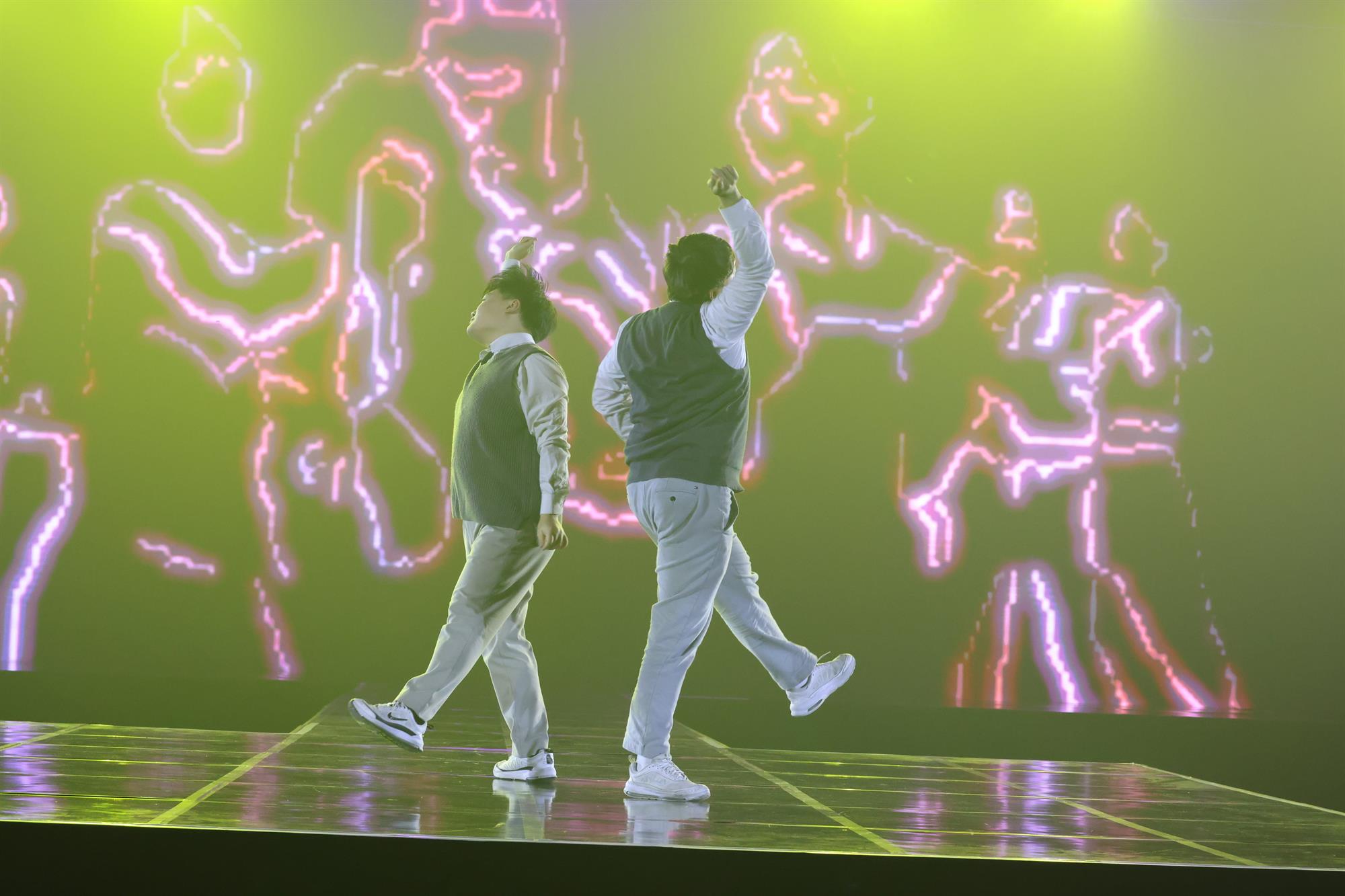 495_251126_안산대학교 XR콘텐츠디자인학과 김태수 교수 G·아티언스 2025 IGNITE Stage of Creation 전시2.jpg