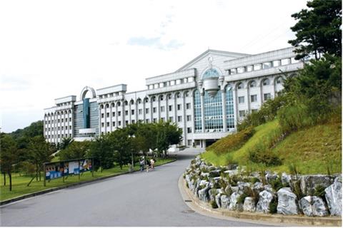 [2025 테마캠퍼스/안산대학교] “국시 수석·교육부 인증”… 보건·간호...