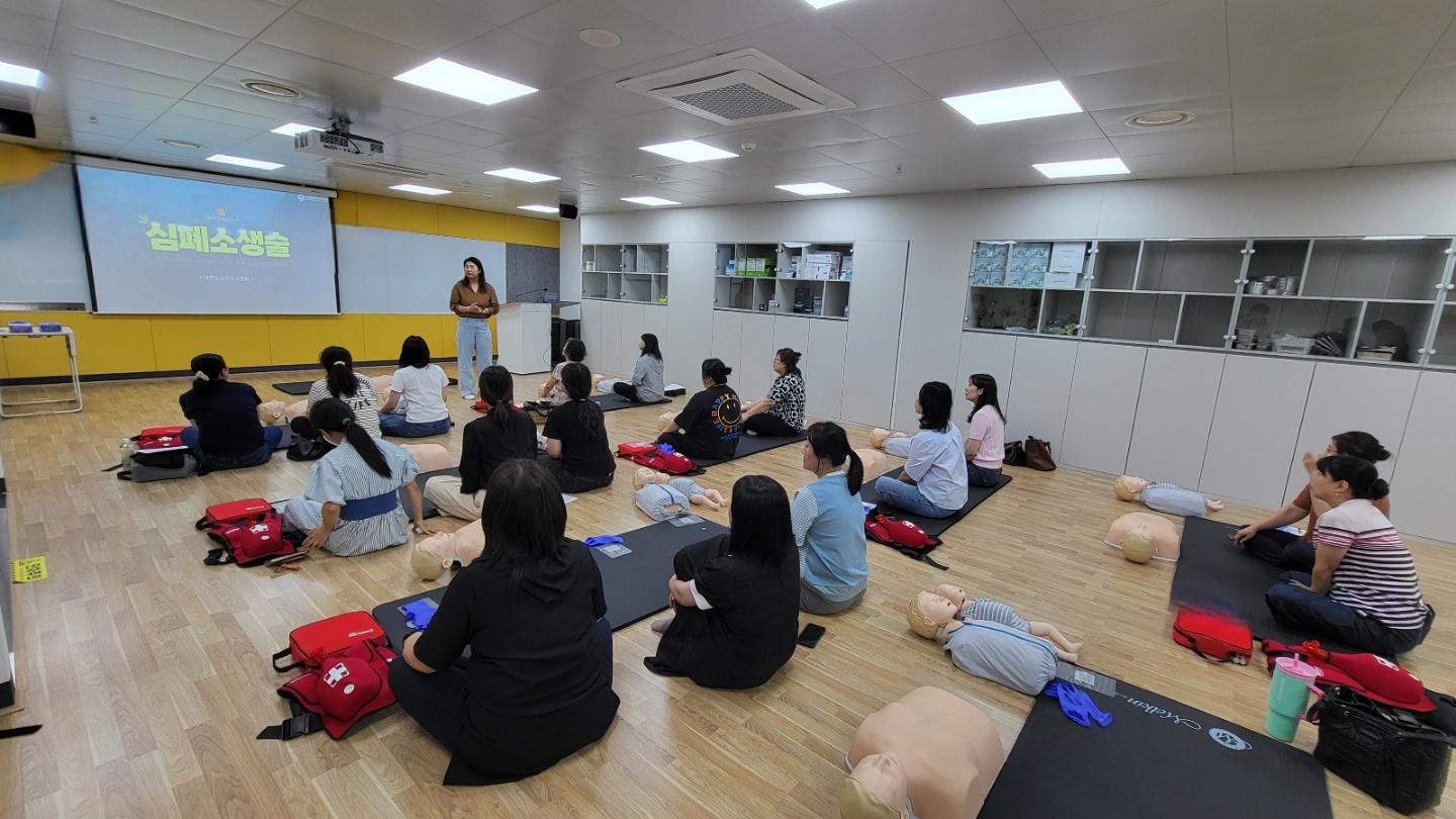 262_260709 안산대학교 재난안전교육센터, RISE 사업 연계 ‘시니어 라이프 세이프’ 생활 응급처치 교육 운영.jpg